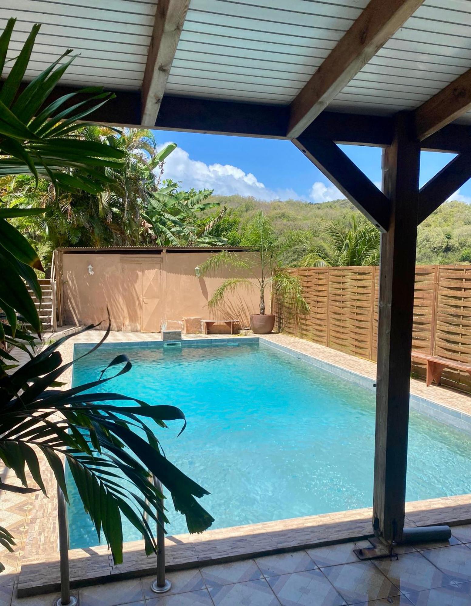 Appartamento Cocotier, Elegant T3 Avec Jardin Tropical Sainte-Anne Esterno foto